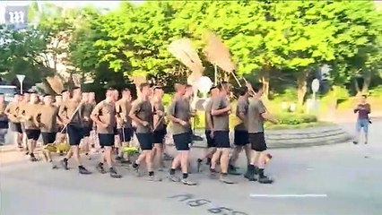 Soldiers help clean Hong Kong after anti-government protests