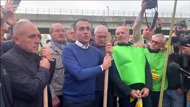 Casoria - Di Maio sui cambiamenti climatici: Oggi pianteremo circa 15 mila alberi in tutta Italia
