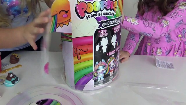 Sophia, Isabella e Alice Brincando com Poopsie Slime e Surpresas Unicórnio Bebê e Surpresas de Slime Arco-Íris Parte 2