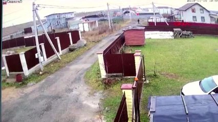 Rusya'da küçük uçağın düşme anı kamerada