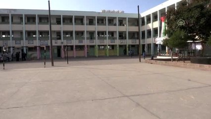 Gazze'de İsrail'in okulları hedef alması protesto edildi