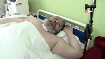 Geçirdiği kaza sonrası yatağa mahkum oldu, önce annesi şimdi de Siri ile yaşama tutunuyor