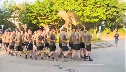 Hongkong: Chinas Armee rückt für Aufräumaktion aus