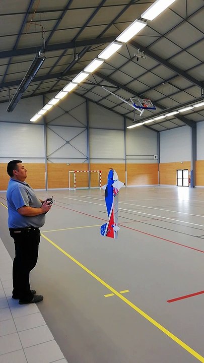 Vol indoor