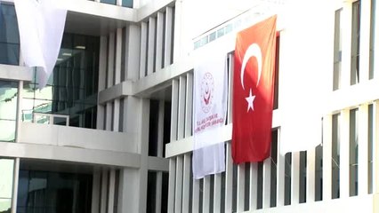 Vali Yerlikaya: "İstanbul'da 5 milyon 211 209 sigortalı çalışan var"
