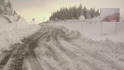 Las nevadas remiten aunque todavía dificultan el tráfico en 80 vías del norte