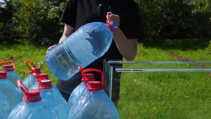 Experiment Coca Cola and Mentos Under Water