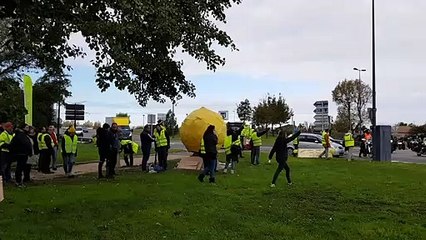 Cavaillon : les gilets jaunes de retour sur le rond-point du Melon