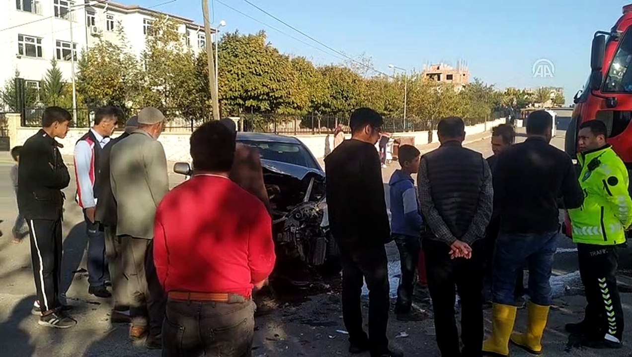 Minibüs ile otomobil çarpıştı: 4 yaralı - ADIYAMAN