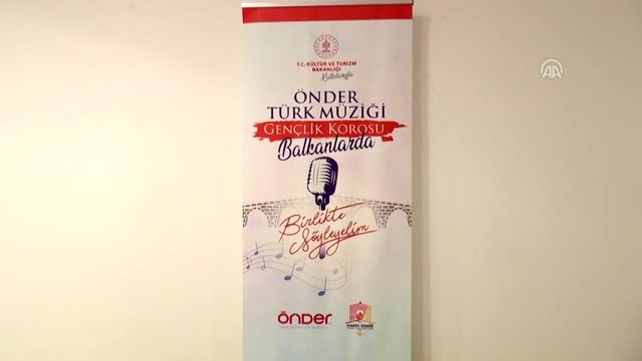 ÖNDER Türk Müziği Gençlik Korosu Üsküp'te konser verdi