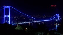 Galata kulesi ve fsm köprüsü dünya çocuk hakları günü'nde mavi renkle ışıklandırıldı