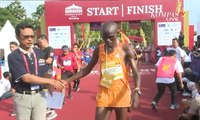 Detik-Detik Pelari Kenya, Geoffrey Birgen Jadi Juara Borobudur Marathon 2019