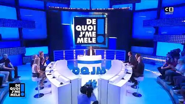 Regardez les 3 premières minutes de la nouvelle version du talk-show d'Eric Naulleau diffusé désormais le samedi soir sur C8 à 23h
