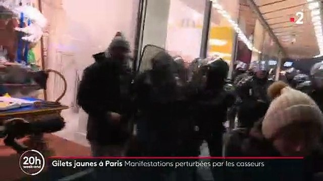 Gilets Jaunes : Voici résumé en 60 secondes la journée d'hier à Paris et la flambée de violence Place d'Italie et aux Halles dans la soirée