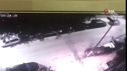 Polisten kaçmak isterken caddeyi birbirine kattılar