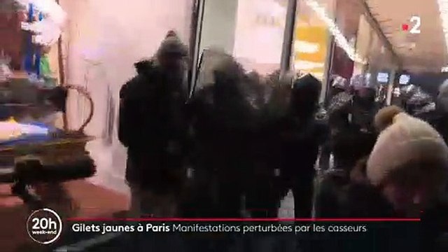Gilets Jaunes : Voici le résumé en 60 secondes la journée d'hier à Paris et la flambée de violence Place d'Italie et aux Halles dans la soirée