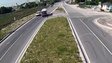 Trafik kazaları MOBESE kameralarında - SAKARYA