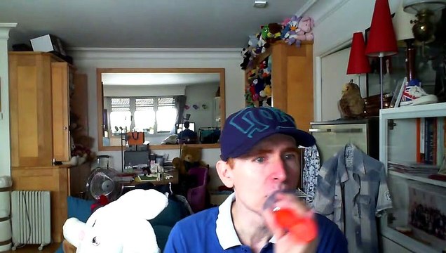 Wiwi égratigne girls' night out de Debbie Gibson