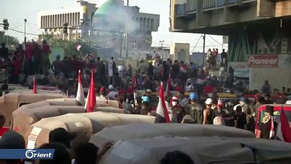 المتظاهرون في بغداد يعيدون السيطرة على ساحة الخلاني وطهران تغلق معبرها الحدودي مع العراق
