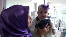 Yaşamaz denilen Hafsa Ceren bebek hayata tutunup 13 aylık oldu
