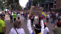 غوايدو يحشد آلاف المتظاهرين ضد مادورو في كراكاس