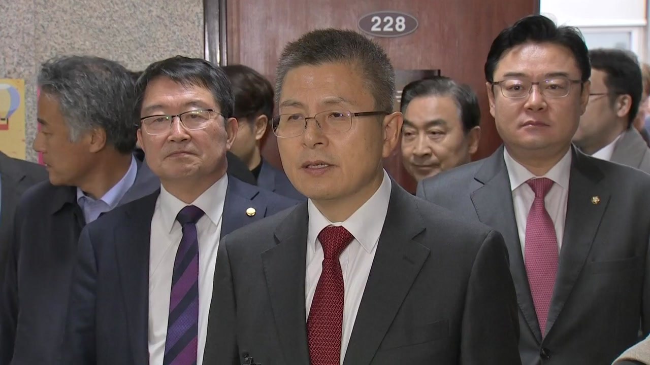 황교안, 김세연 불출마 요구에 "다양한 의견 잘 듣겠다" / YTN