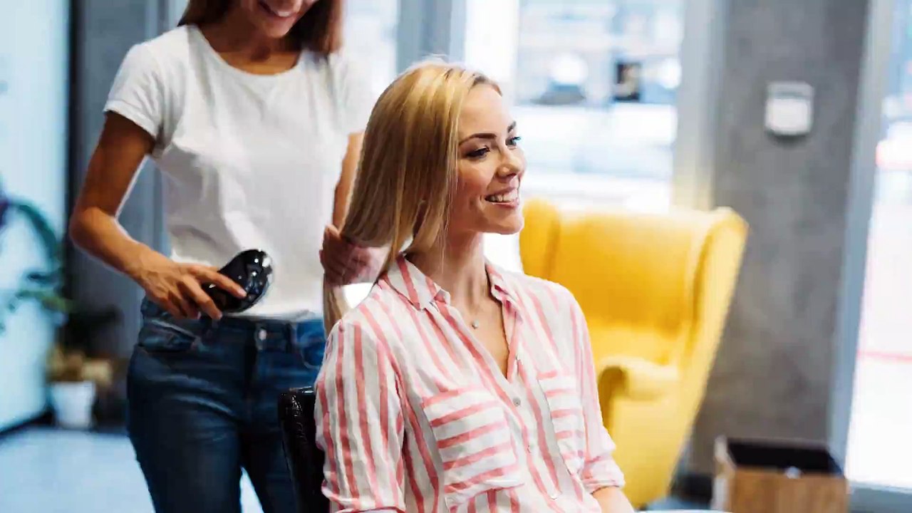 Peluquería en Arenys de Mar | Corte pelo en Arenys de Mar | Perruquería home dona Arenys de Mar