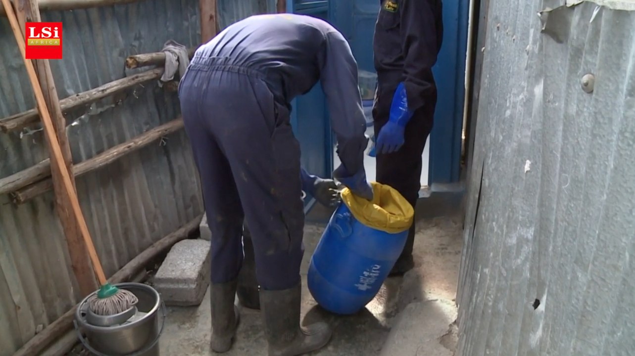 Kenya : une société installe des toilettes sèches dans les bidonvilles de Nairobi