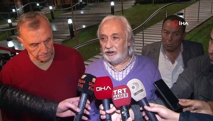 Müjdat Gezen ve Mustafa Alabora, Yıldız Kenter'in hayatını kaybettiği hastaneye geldi
