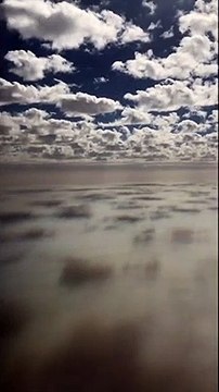 Les images incroyables de nuages au dessus des fumées des incendies en Australie