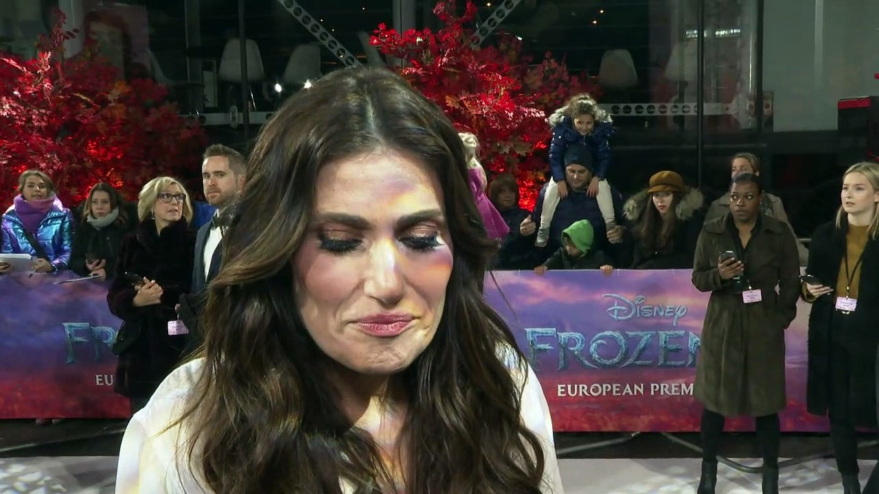 Idina Menzel chats Elsa, Oscars and John Travolta!