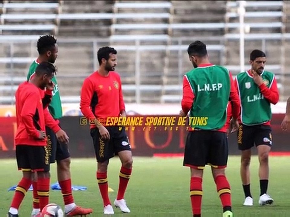 صور الحركات الإحمائية قبل إنطلاق المباراة ❤️ Espérance Sportive de Tunis  VS CAB