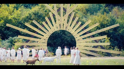 MIDSOMMAR Elokuva - Florence Pugh, Will Poulter, Jack Reynor, Liv Mjölnes, Julia Ragnarsson