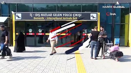 Denizin üstündeki havalimanı 4 milyondan fazla yolcuya hizmet verdi