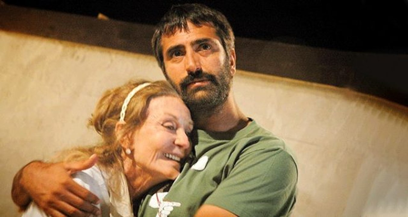 Yıldız Kenter'in ölüm haberini alan Mahsun Kırmızıgül gözyaşlarını tutamadı