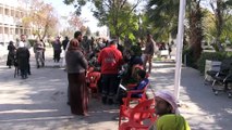 'Gönüllüler Ordusu' Barış Pınarı Harekatı bölgesinde yaraları sarıyor - RASULAYN