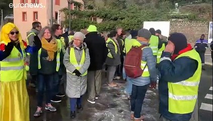 «Κίτρινα Γιλέκα»: Αναζητώντας πορεία ένα χρόνο μετά το λαϊκό ξέσπασμα