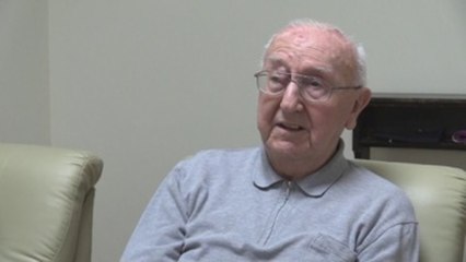 El papa se encuentra con lo que él pudo haber sido en Japón