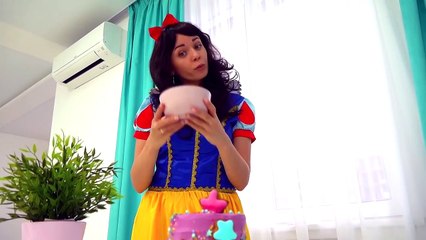 Princesses story about how Alice pretend is Sick