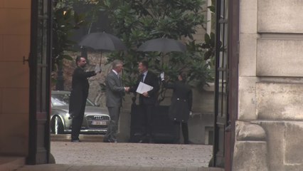 L'informateur Paul Magnette chez le Roi pour une probable prolongation