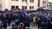 Gürcistan'da parlamentoyu kuşatan göstericilere müdahale (2)