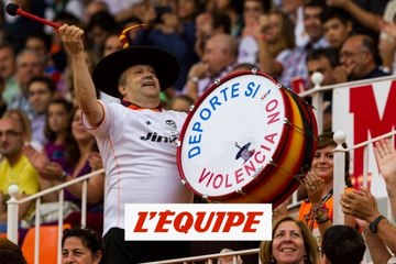 On a retrouvé Manolo el del Bombo - Foot - Qualif. Euro - ESP