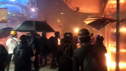 Hong Kong'da protestoların şiddeti artıyor (5)