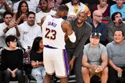 LeBron James and Lakers Honor Kobe Bryant in His Return
