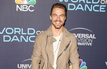 Derek Hough has appendix removed