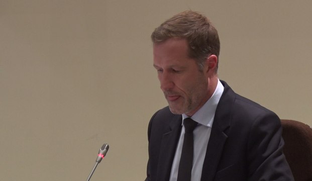 L'informateur Magnette poursuivra ses consultations avec la société civile