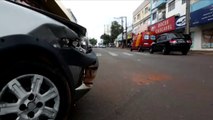 Carros se envolvem em colisão na Região Central