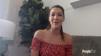 Becca Kufrin Reveals Fiancé Garrett's Worst Habit as a Roommate: 'It's So Weird!'
