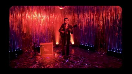 Salvador Y El Unicornio - Amada