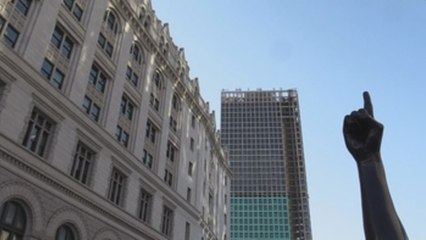 La nueva escultura "Unity" decora una de las principales entradas a Brooklyn